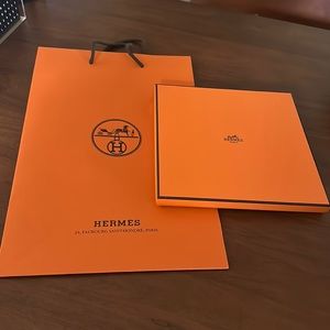 Hermes storage box for 70 scarves and bag
